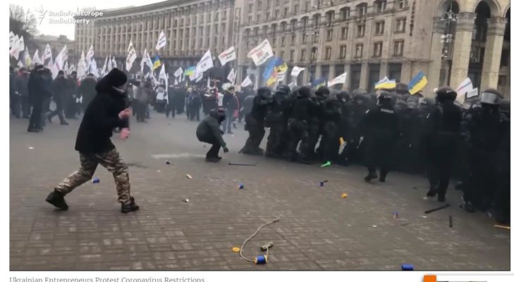 kyiv-protest-clash